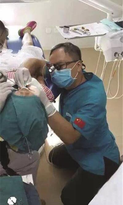 西安靈格口腔再施義舉：免費(fèi)為市民發(fā)放含氯消毒液